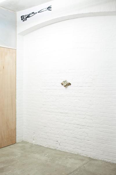 Cecilie Skov, Asta Lynge: Anne Face, 2017. Plaster, hydroprint. 