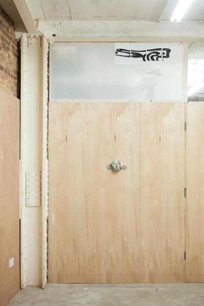 Cecilie Skov, Asta Lynge: Anne Face, 2017. Plaster, hydroprint. 