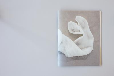 Wet with Dew, 2020, Cecilie Skov, Moa Alskog, Forlaget emancipa(t/ss)ionsfrugten, Rebecca Krasnik 
