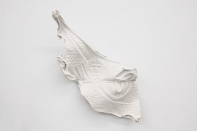 Cecilie Skov: Brystskjold, 2017. Plaster.
